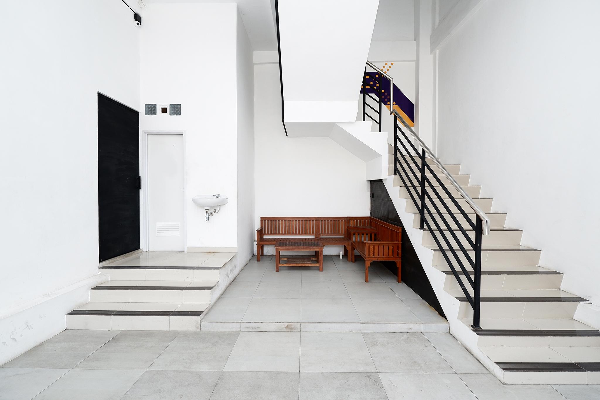 Spot On 2026 Arta Residence Semarang Exterior foto
